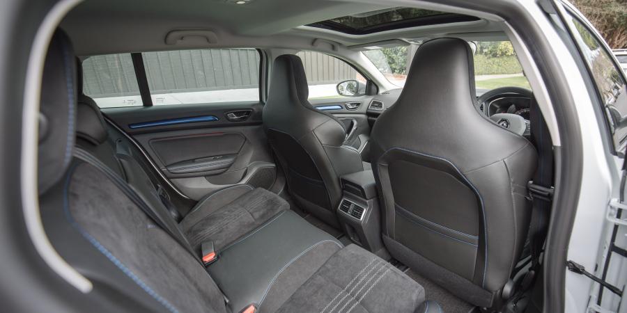 Интерьер Renault Megane Estate GT Line 2017 года  (AU) (фото 11 из 13)
